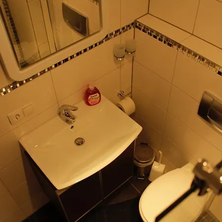 费沃阿尔滕市政厅公寓 * 安德纳赫